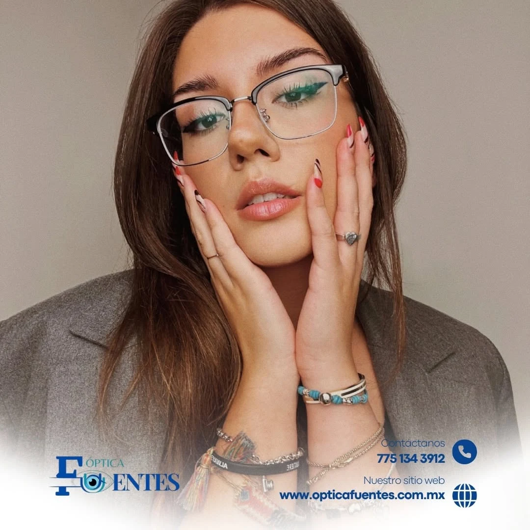 Modelo usando lentes de Óptica Fuentes
